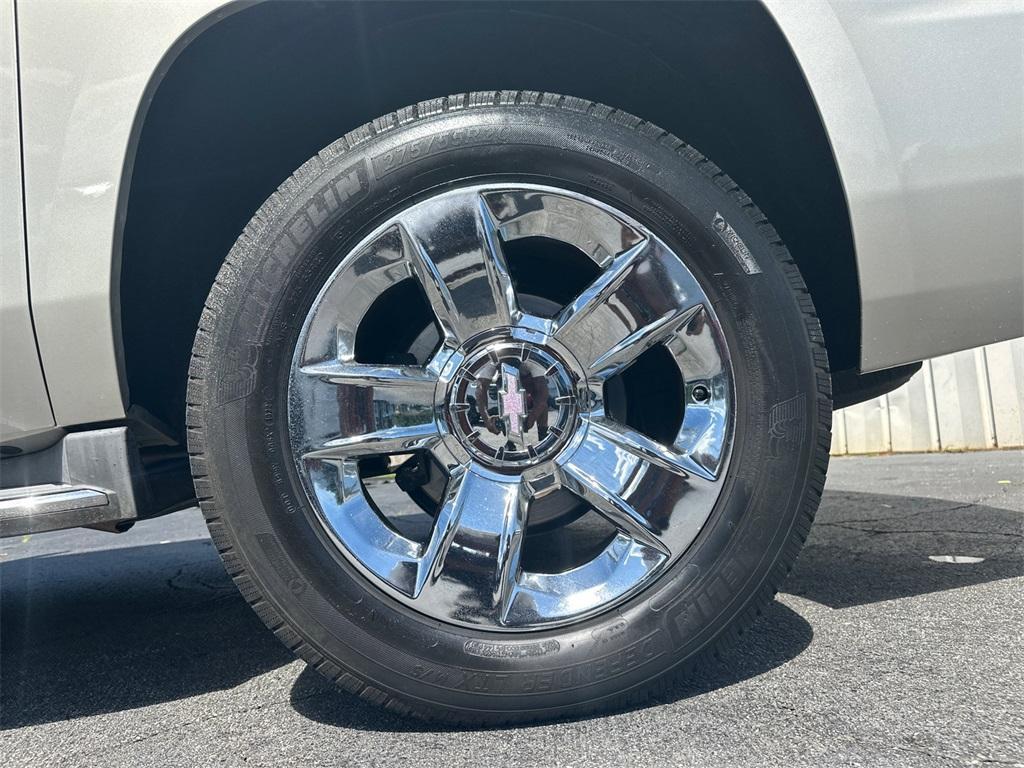 used 2015 Chevrolet Suburban car, priced at $16,254