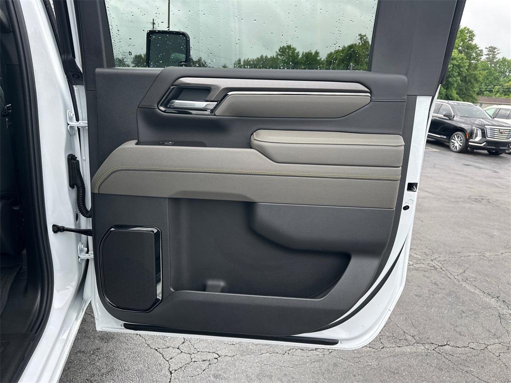 used 2025 Chevrolet Silverado 2500 car, priced at $80,885