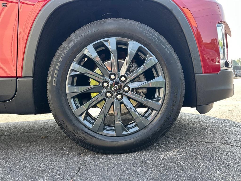 used 2023 Chevrolet Traverse car, priced at $37,956