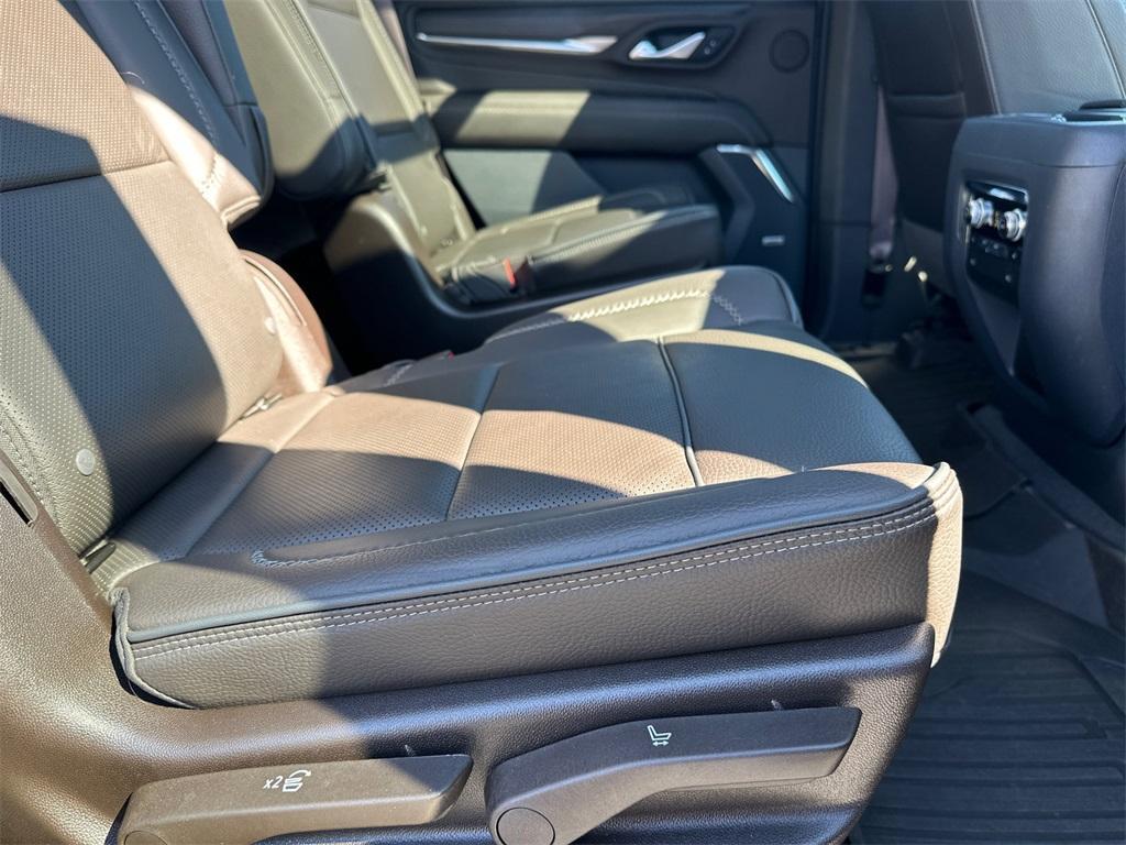 used 2022 GMC Yukon car, priced at $57,876