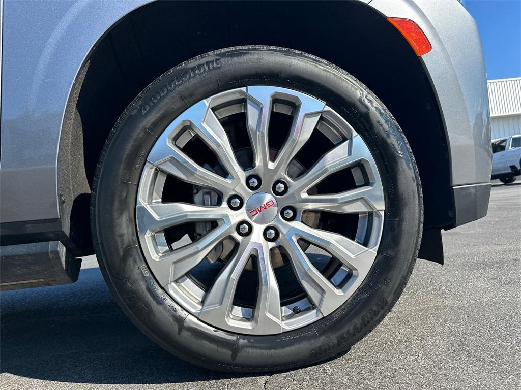 used 2022 GMC Yukon car, priced at $57,876