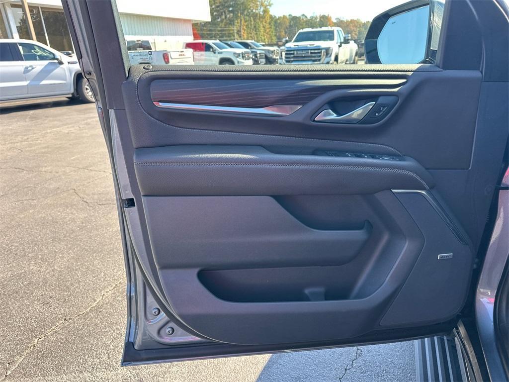 used 2022 GMC Yukon car, priced at $57,876