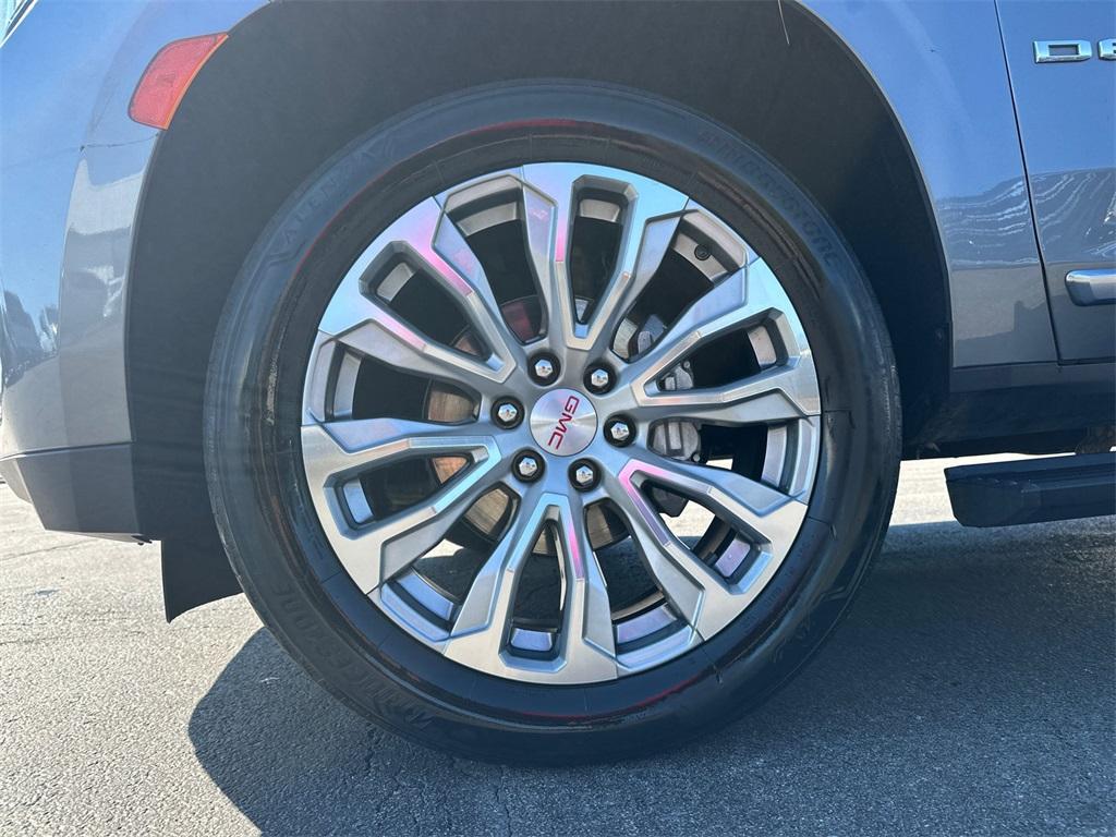 used 2022 GMC Yukon car, priced at $57,876