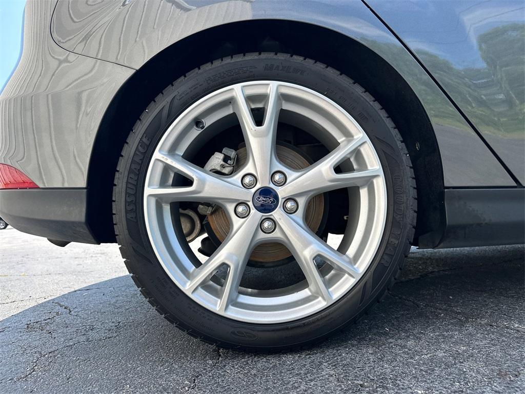 used 2016 Ford Focus car, priced at $9,943
