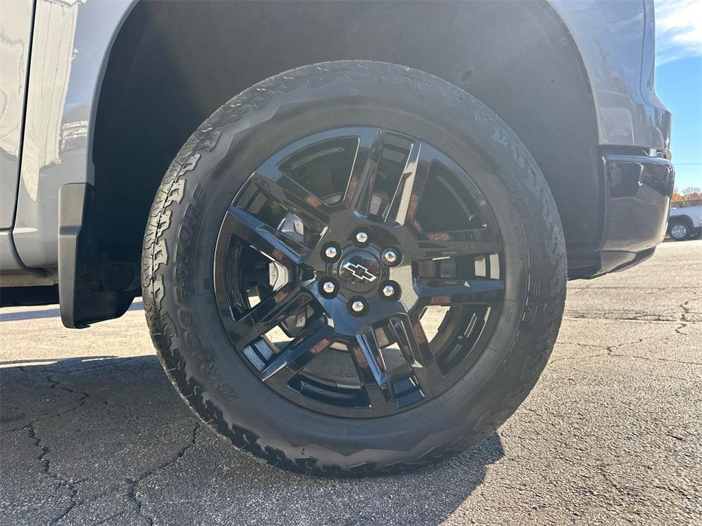 used 2024 Chevrolet Silverado 1500 car, priced at $48,313