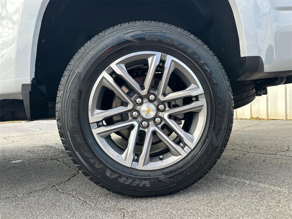 used 2022 Chevrolet Colorado car, priced at $26,232