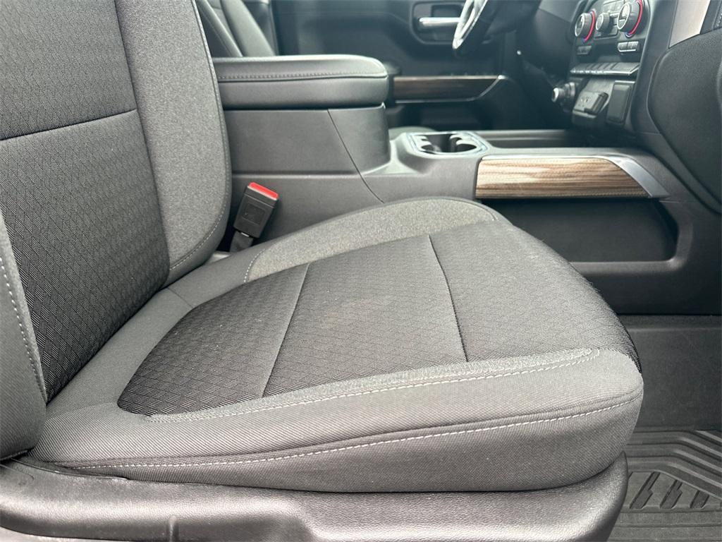 used 2021 Chevrolet Silverado 1500 car, priced at $35,238