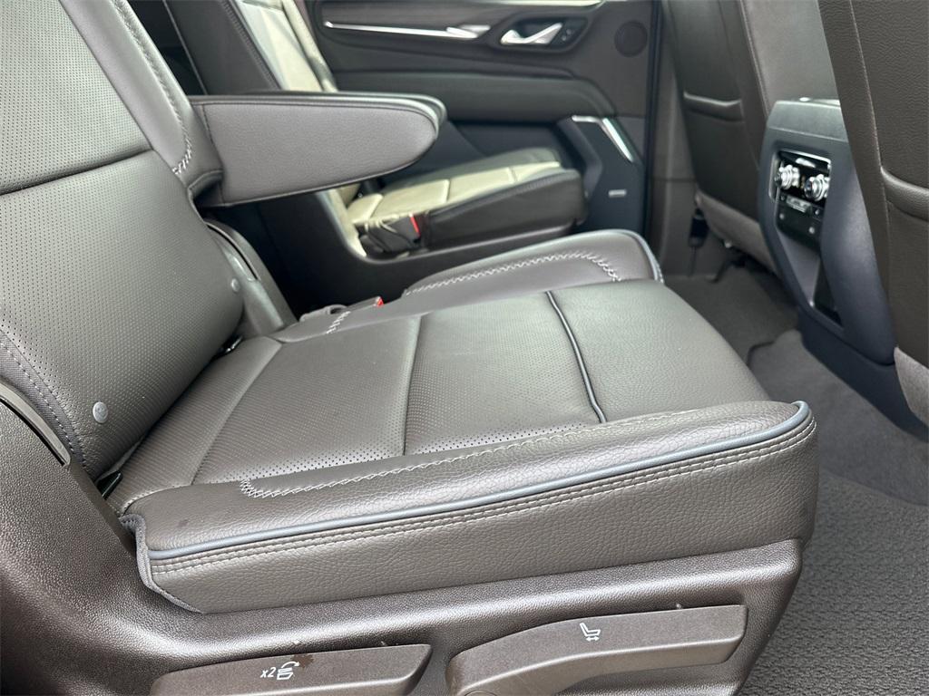 used 2024 GMC Yukon car, priced at $74,224