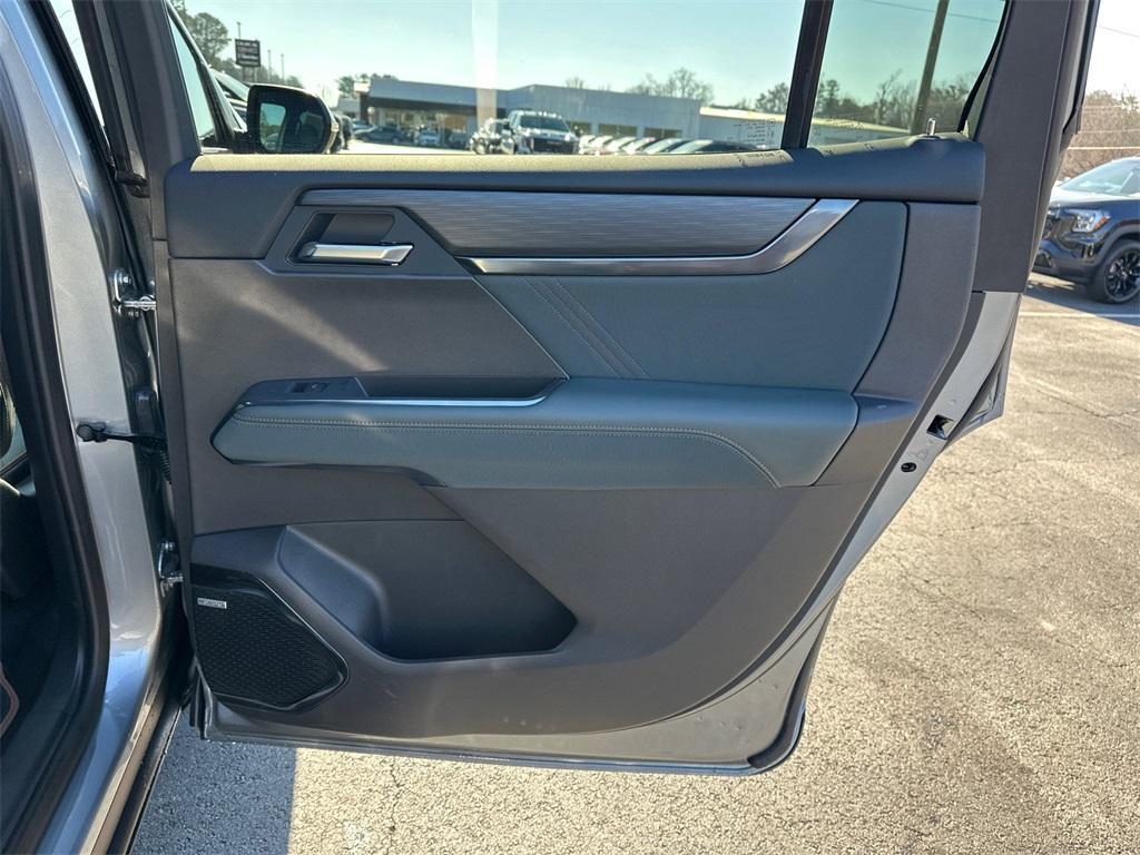 used 2025 GMC Acadia car, priced at $47,461