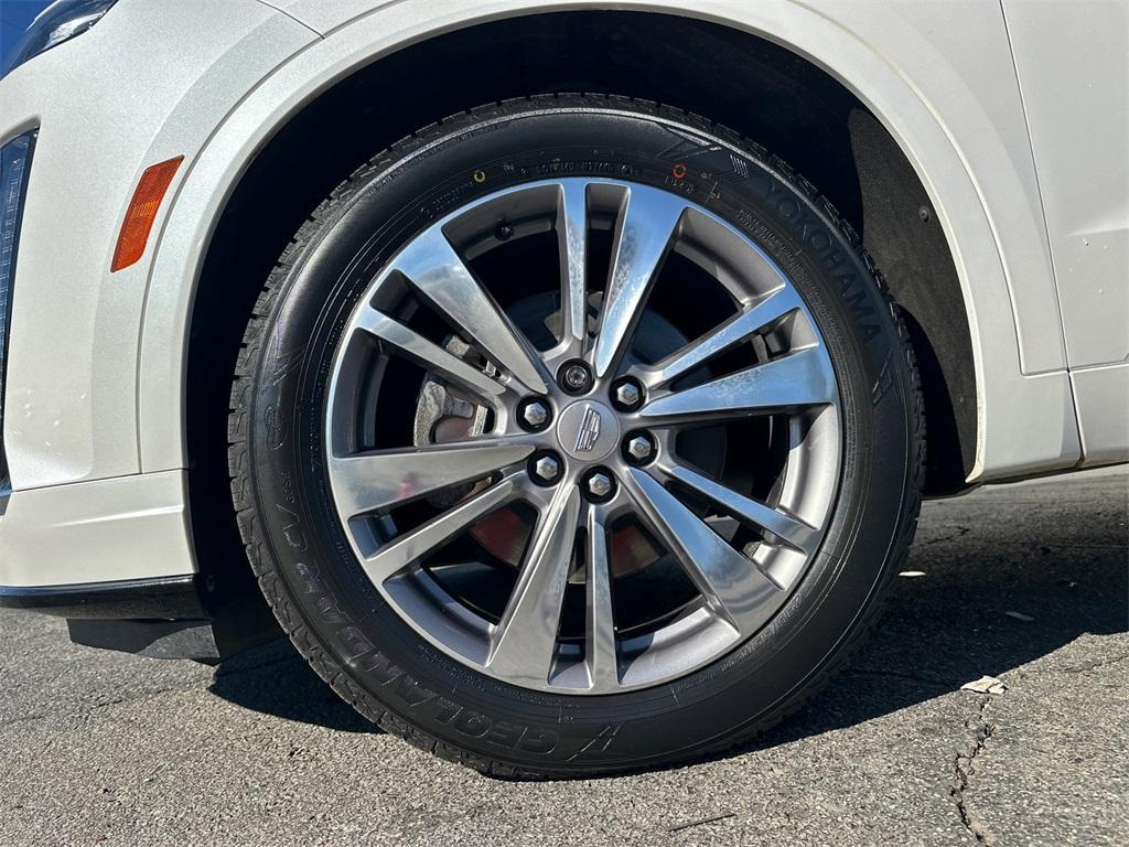 used 2020 Cadillac XT6 car, priced at $23,844