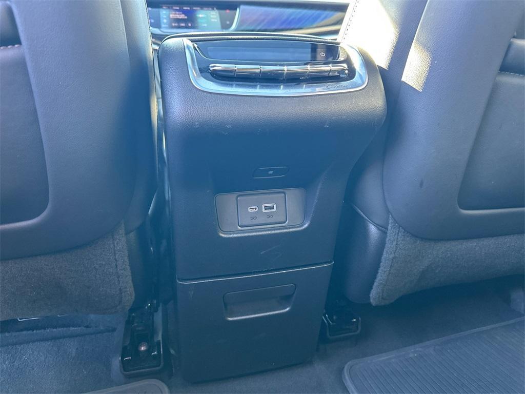 used 2020 Cadillac XT6 car, priced at $23,844