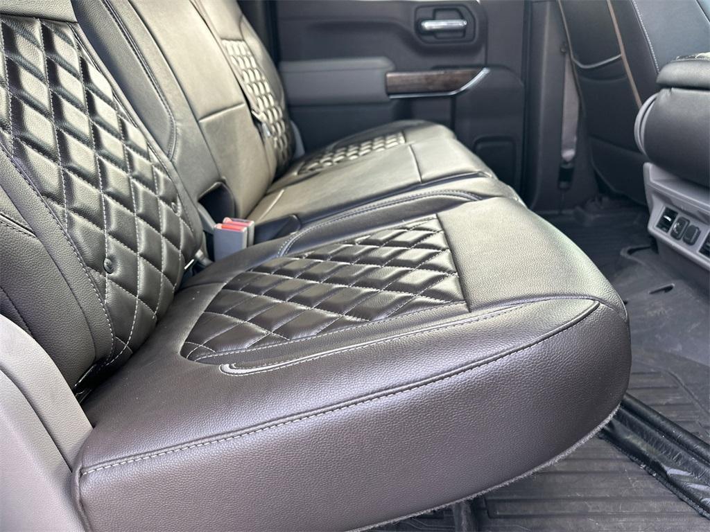 used 2021 GMC Sierra 1500 car, priced at $33,270
