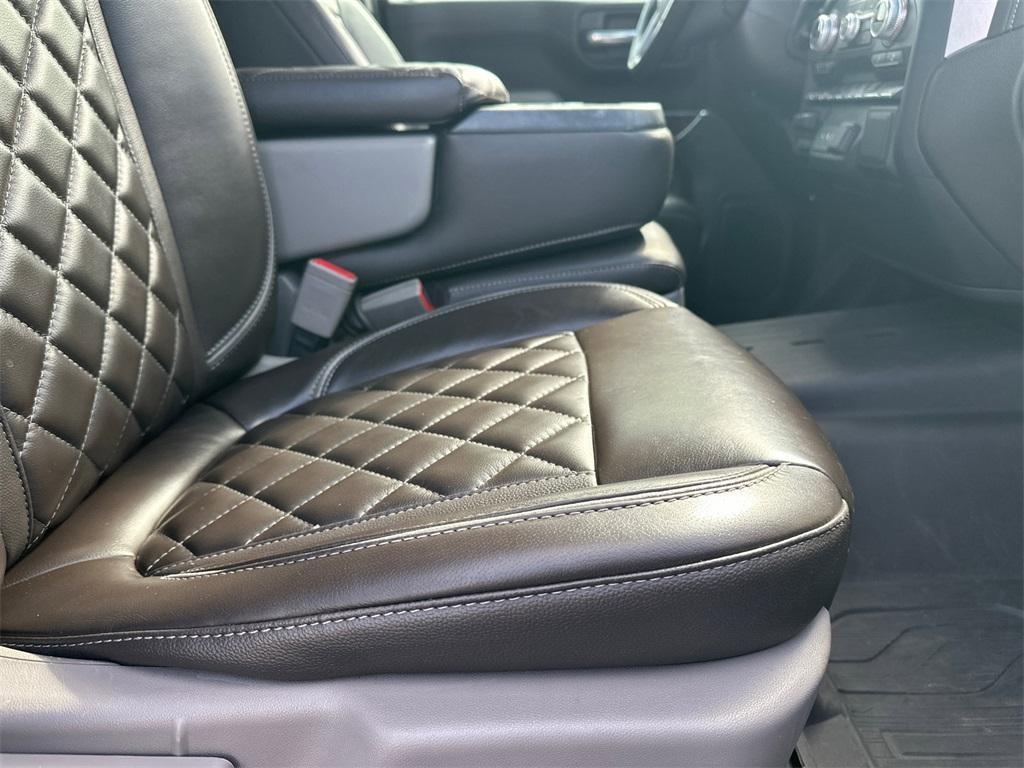 used 2021 GMC Sierra 1500 car, priced at $33,270