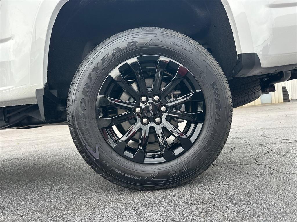 used 2022 GMC Canyon car, priced at $26,455