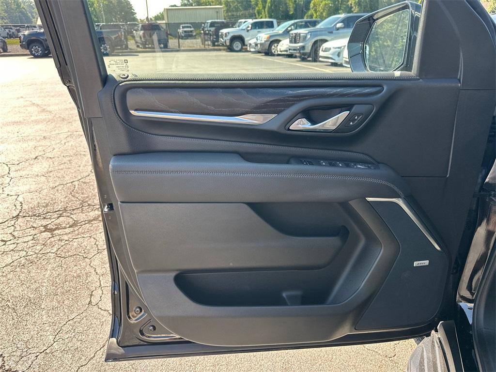 used 2024 GMC Yukon car, priced at $73,418