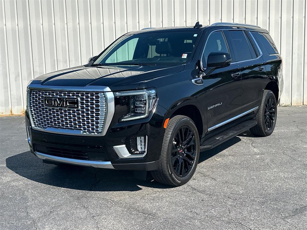 used 2024 GMC Yukon car, priced at $73,418