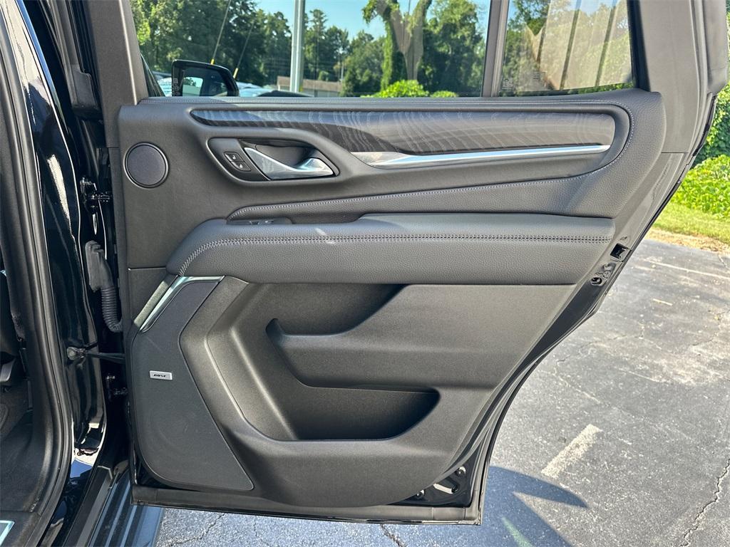 used 2024 GMC Yukon car, priced at $73,418