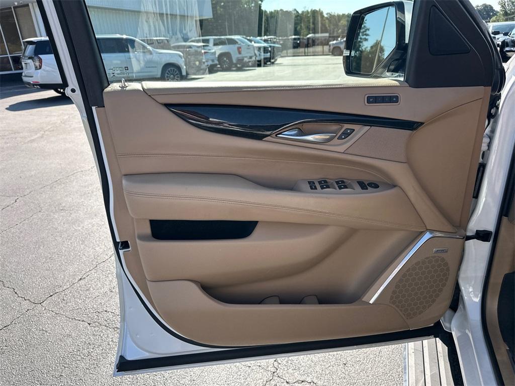 used 2019 Cadillac Escalade car, priced at $31,254