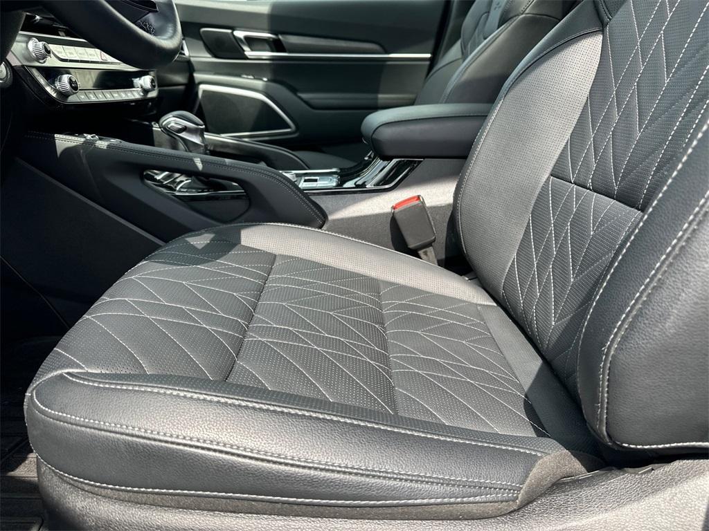 used 2024 Kia Telluride car, priced at $41,925