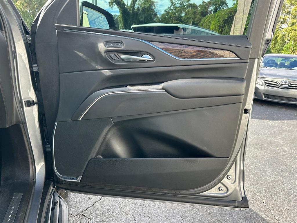 used 2021 Cadillac Escalade car, priced at $62,436