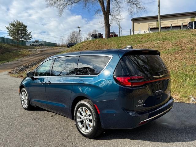 new 2025 Chrysler Pacifica car, priced at $44,999