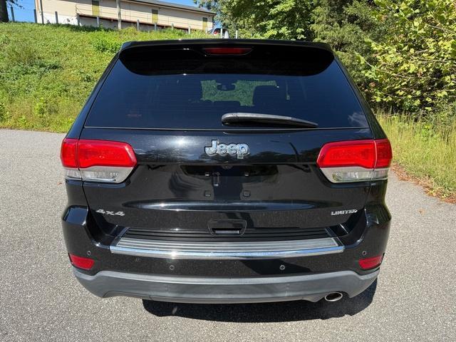 used 2017 Jeep Grand Cherokee car, priced at $16,999
