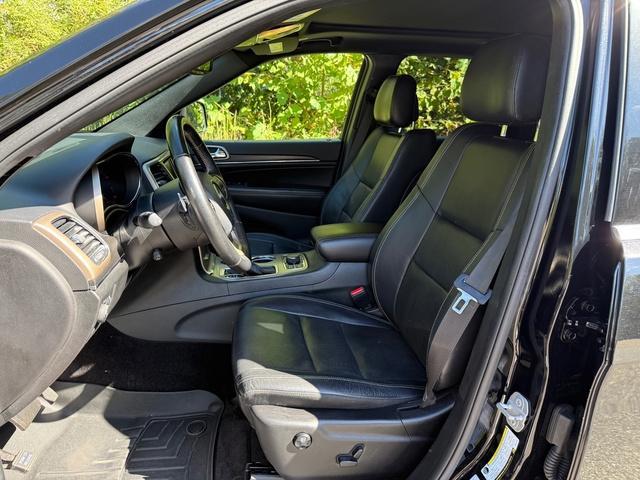 used 2017 Jeep Grand Cherokee car, priced at $16,999