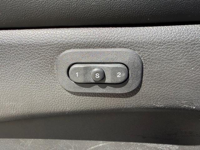 used 2017 Jeep Grand Cherokee car, priced at $16,999