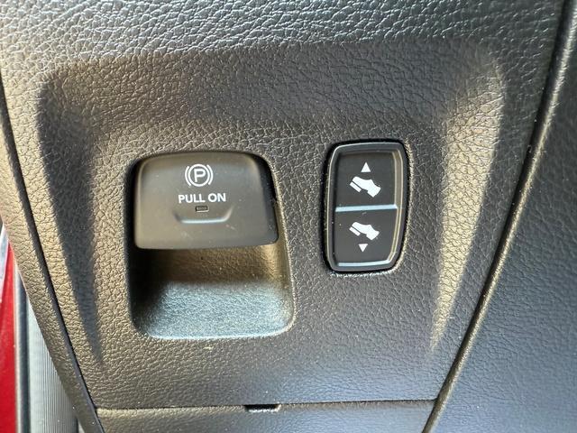 used 2021 Ram 1500 car, priced at $37,999