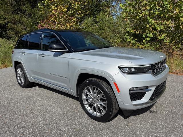 new 2025 Jeep Grand Cherokee car, priced at $58,790
