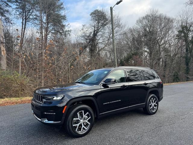 new 2025 Jeep Grand Cherokee L car, priced at $45,999