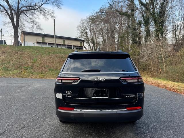 new 2025 Jeep Grand Cherokee L car, priced at $45,999