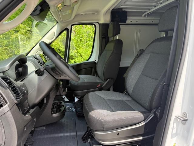 new 2025 Ram ProMaster 1500 car, priced at $44,423
