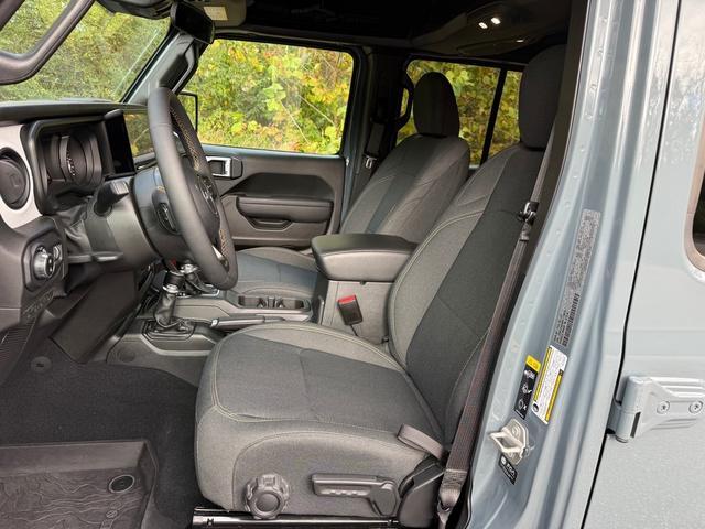 used 2024 Jeep Gladiator car, priced at $36,499