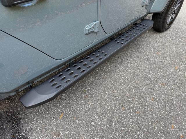 used 2024 Jeep Gladiator car, priced at $36,499