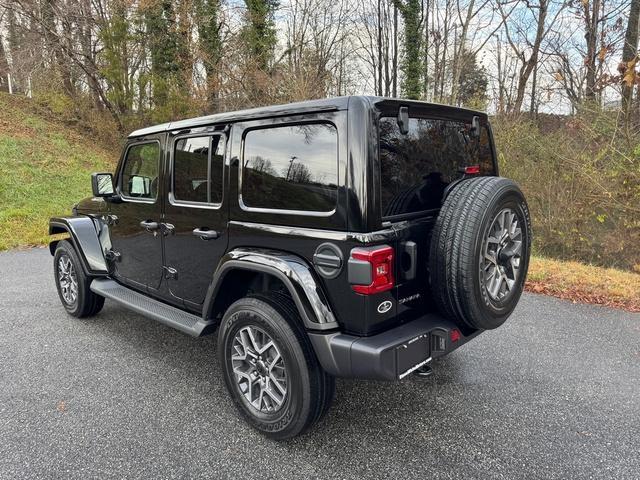 new 2025 Jeep Wrangler car, priced at $52,590