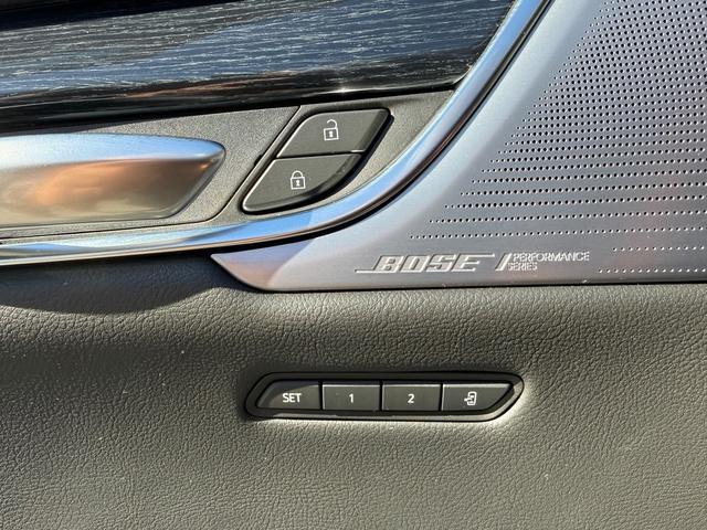 used 2025 Cadillac XT5 car, priced at $41,499