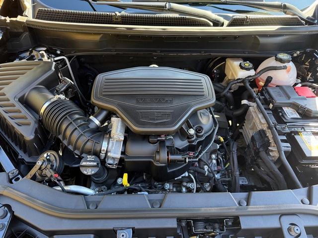 used 2025 Cadillac XT5 car, priced at $41,499