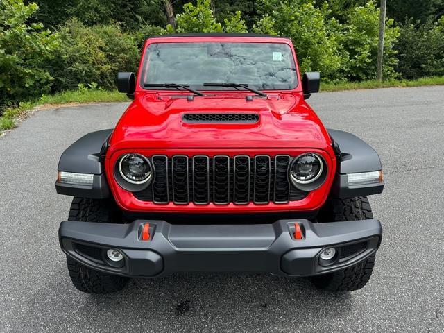 new 2024 Jeep Gladiator car, priced at $45,999