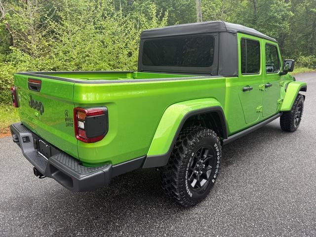 new 2025 Jeep Gladiator car, priced at $43,390