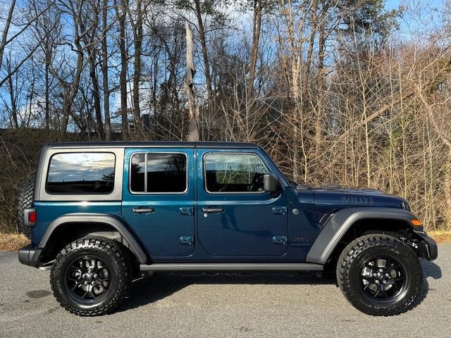 new 2025 Jeep Wrangler car, priced at $48,999