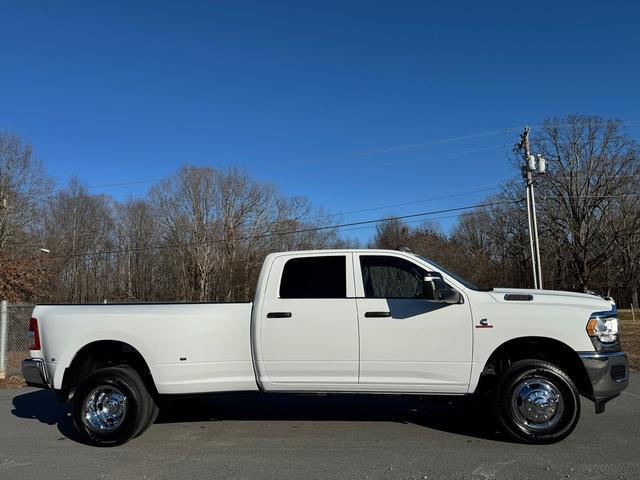 new 2024 Ram 3500 car, priced at $62,999