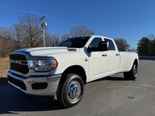 new 2024 Ram 3500 car, priced at $62,999