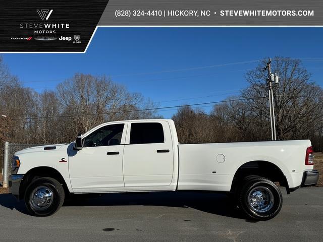 new 2024 Ram 3500 car, priced at $62,999