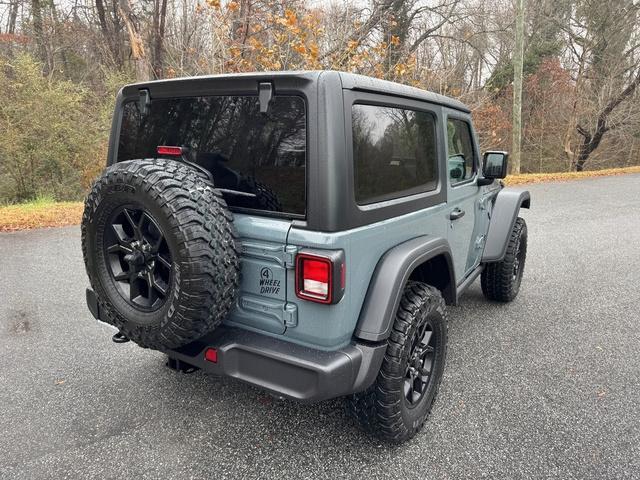 new 2025 Jeep Wrangler car, priced at $42,590