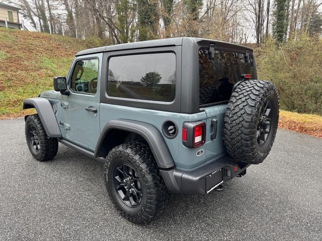 new 2025 Jeep Wrangler car, priced at $42,590