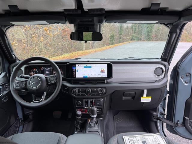 new 2025 Jeep Wrangler car, priced at $42,590