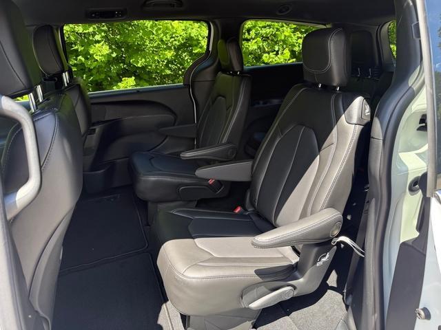 new 2025 Chrysler Voyager car, priced at $39,888