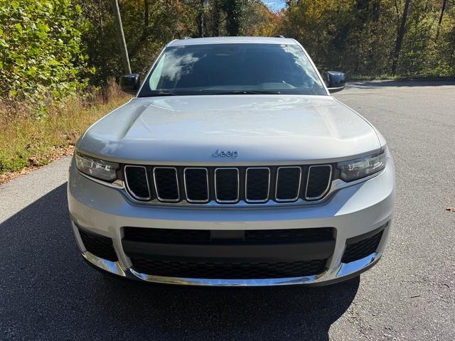 used 2022 Jeep Grand Cherokee L car, priced at $26,999