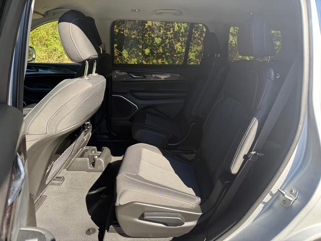 used 2022 Jeep Grand Cherokee L car, priced at $26,999